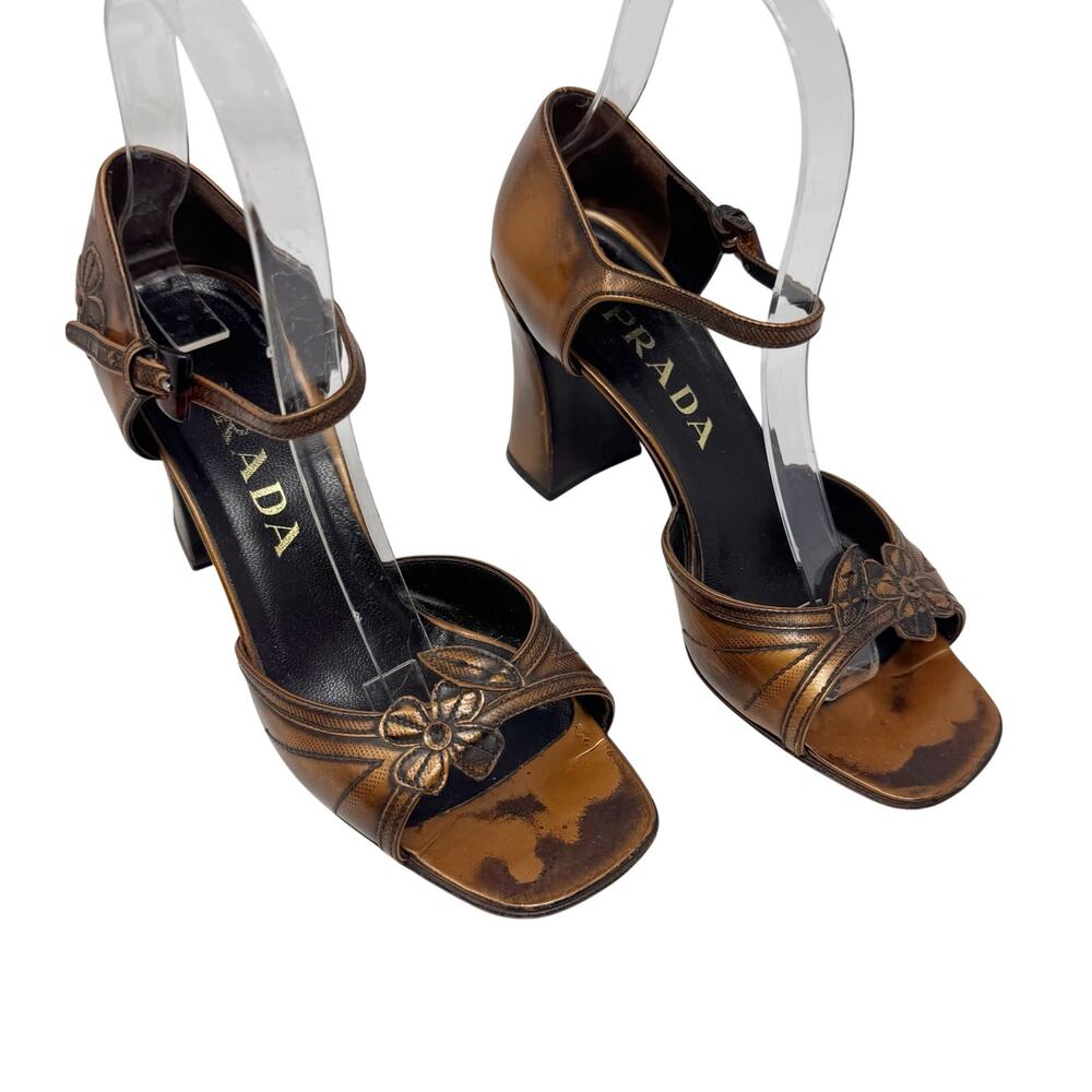 Vintage Prada F/W 1996 Runway Brown Leather Flower Heels Size 37